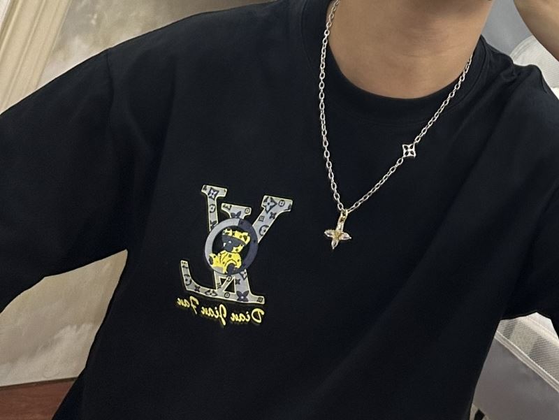 Louis Vuitton Necklaces